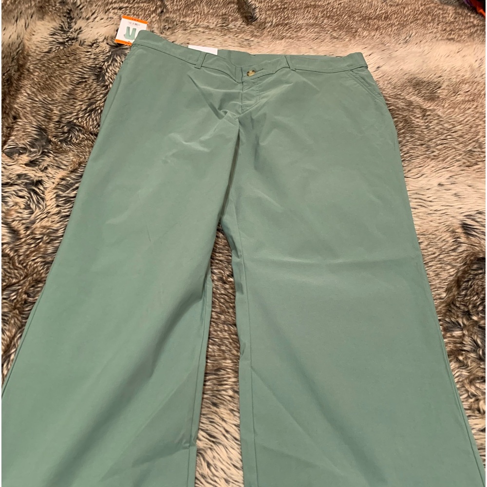 Gerry Women's Revive Stretch Pants, sage
leaf, Size XL NWT